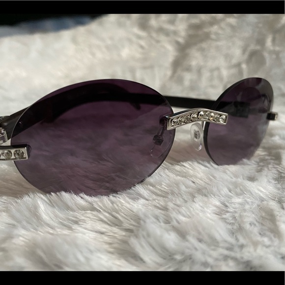 Trendy frames - Picture 3 of 4